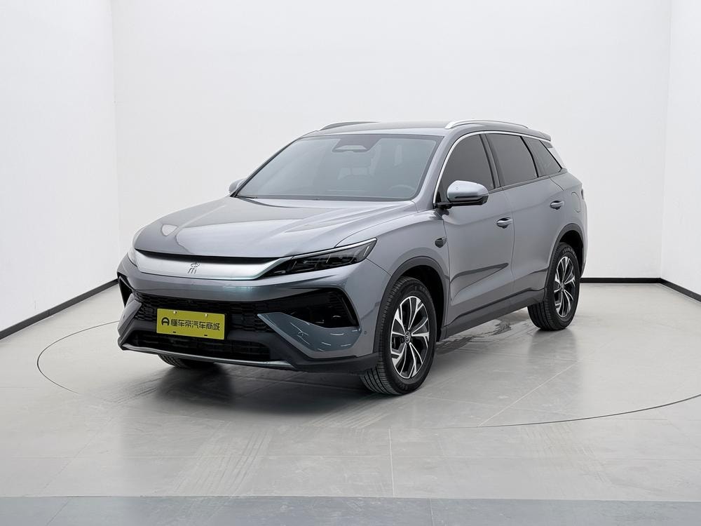 BYD Song Pro DM 2025 — фото автомобиля
