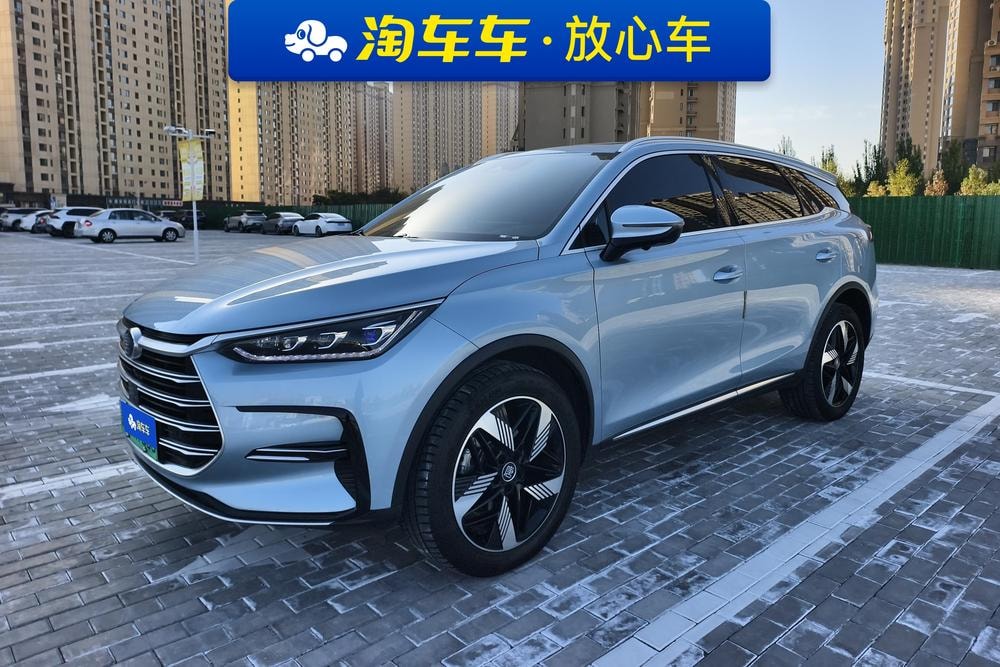 BYD Tang DM 2023 — фото автомобиля 1