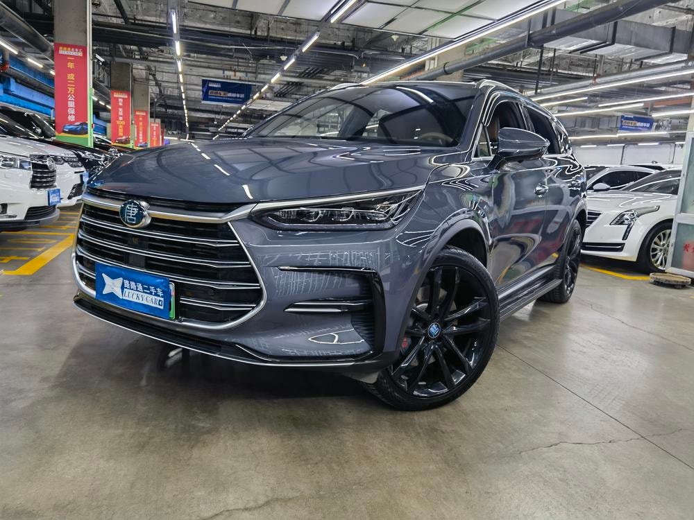 BYD Tang DM 2021 — фото автомобиля 1