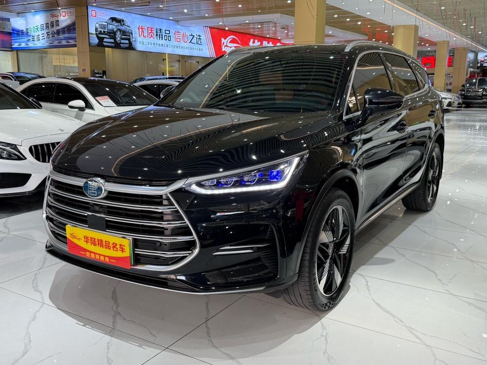 BYD Tang DM 2023 — фото автомобиля 1