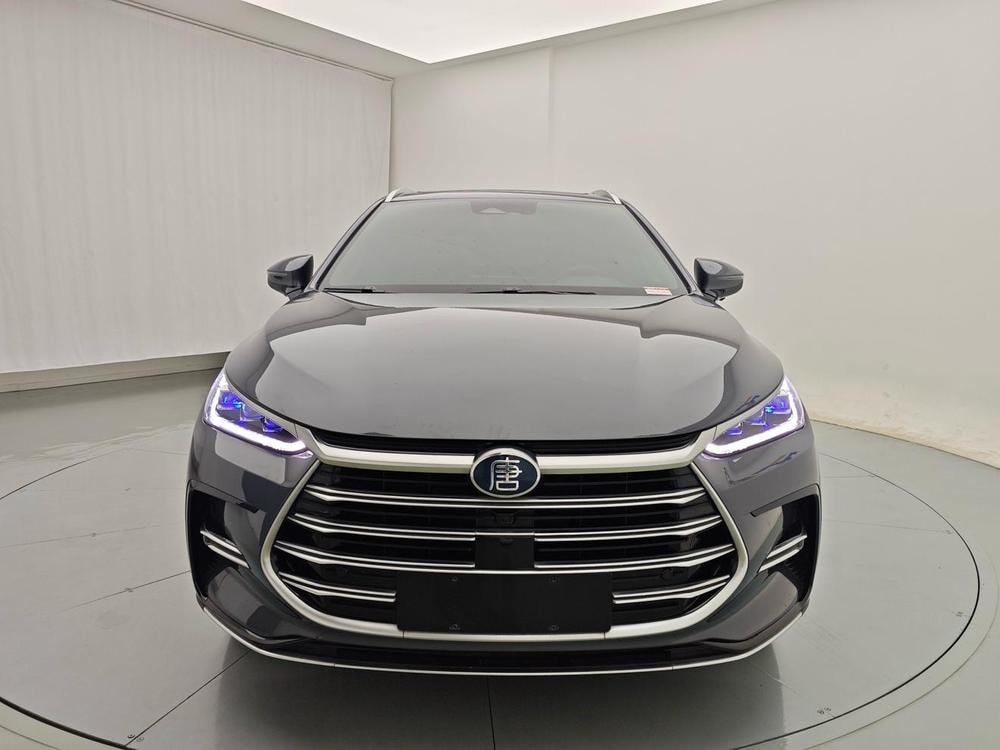 BYD Tang DM 2021 — фото автомобиля 1