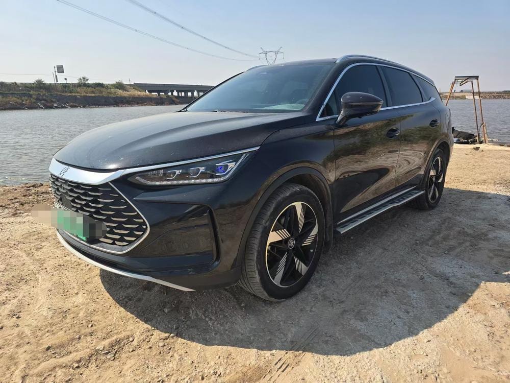 BYD Tang DM 2024 — фото автомобиля