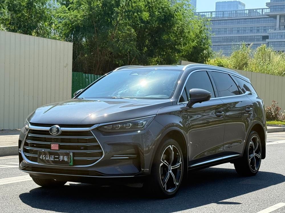 BYD Tang DM 2021 — фото автомобиля 1