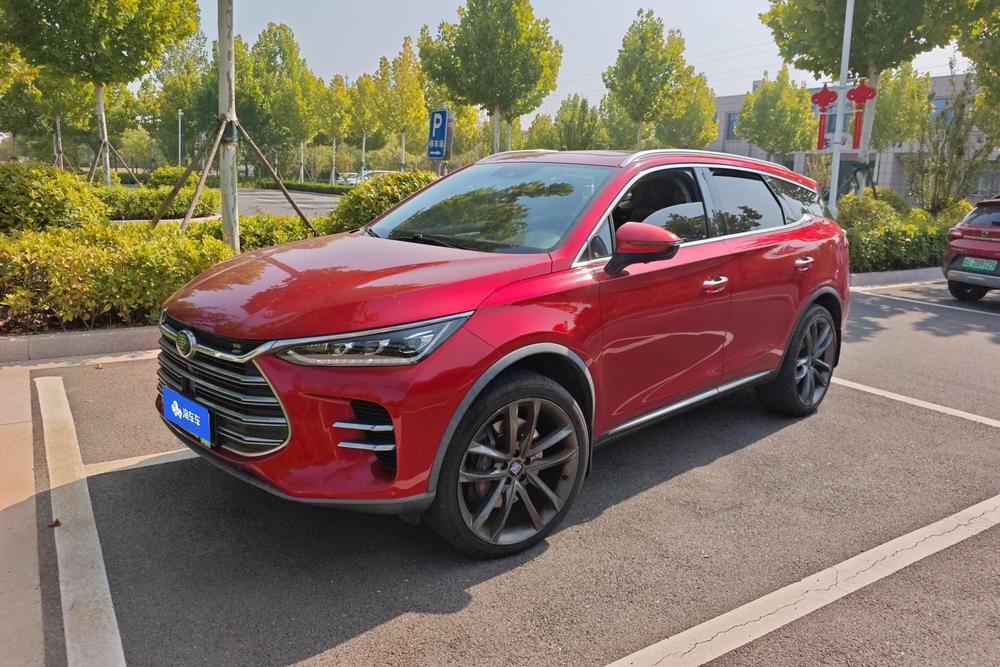 BYD Tang DM 2018 — фото автомобиля