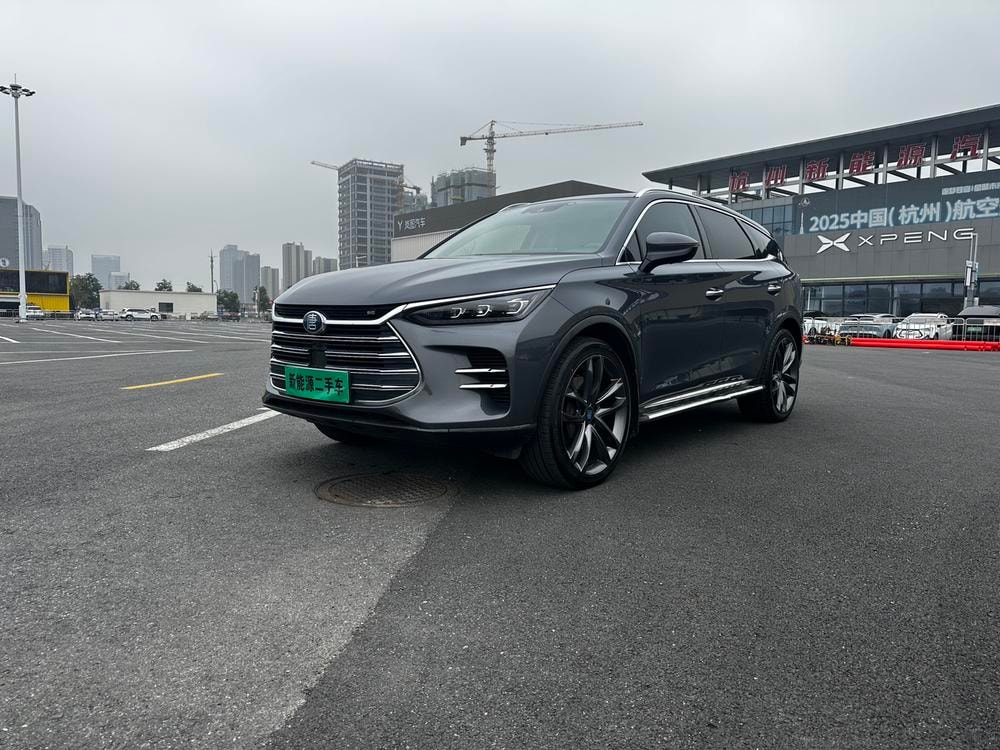 BYD Tang DM 2018 — фото автомобиля