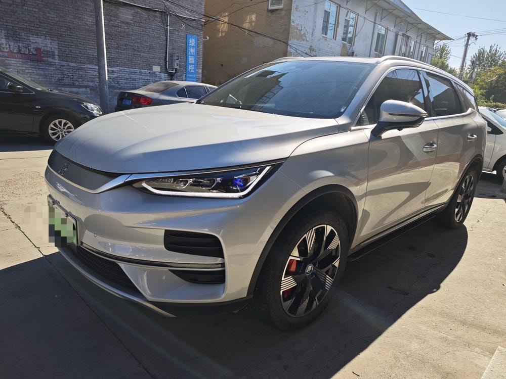 BYD Tang EV 2024 — фото автомобиля