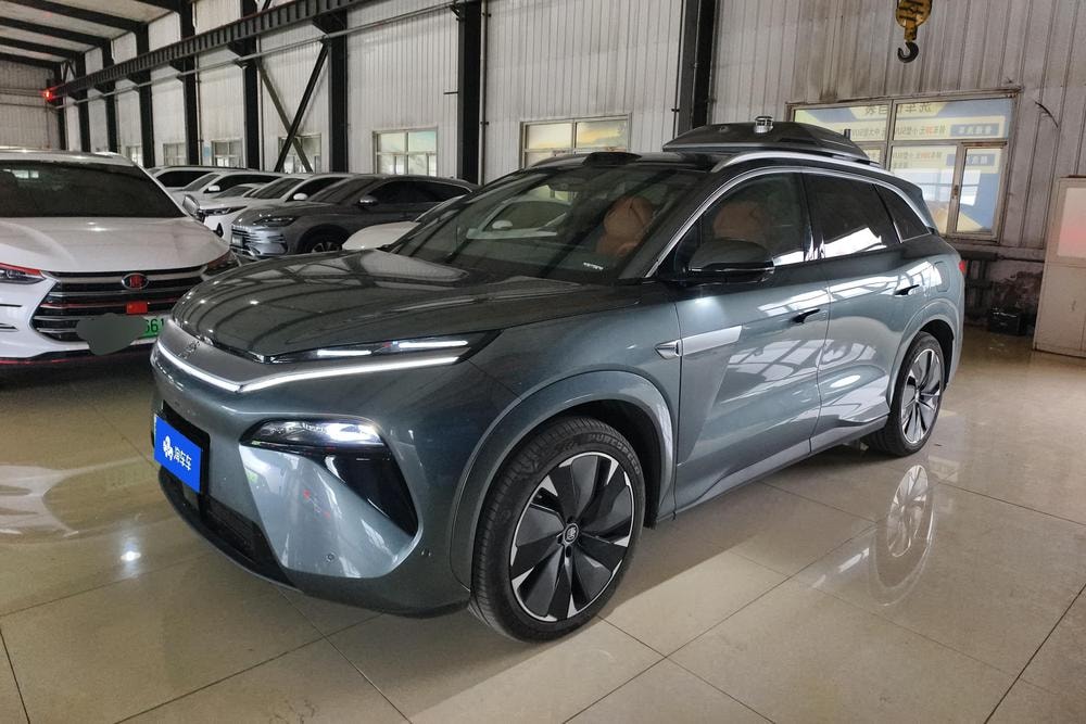 BYD Tang L DM 2025 — фото автомобиля