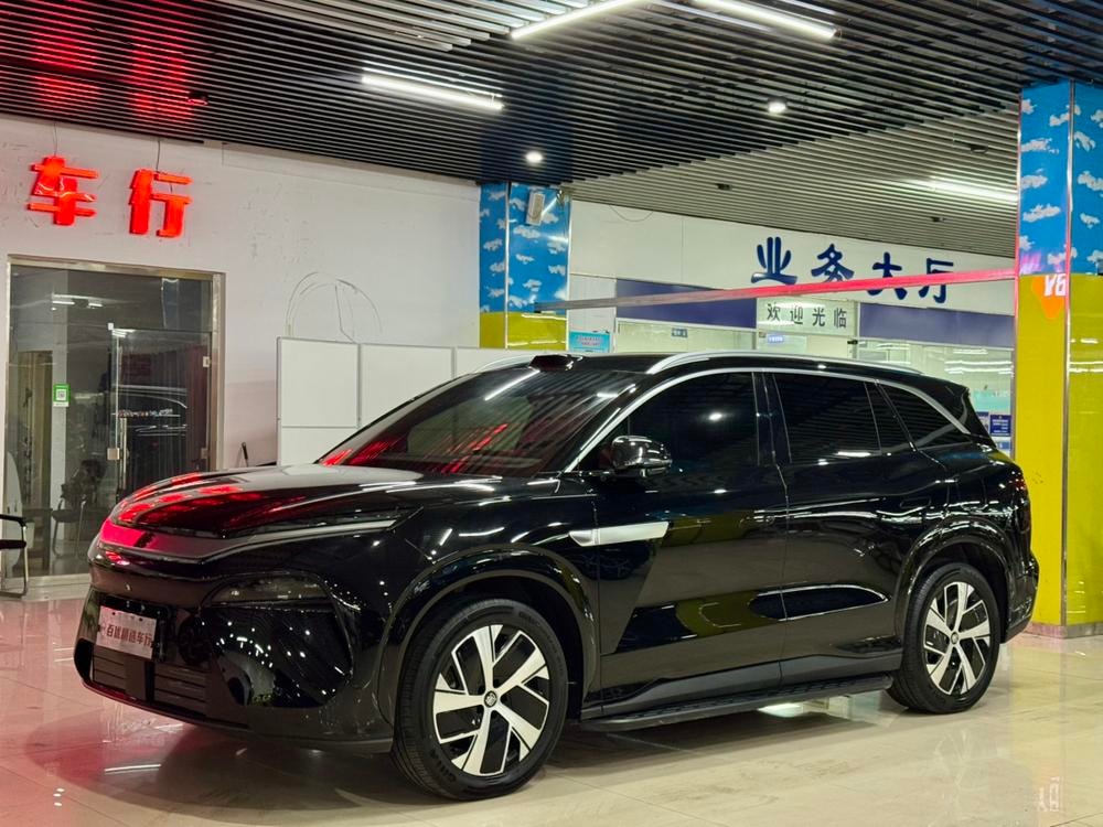 BYD Tang L DM 2025 — фото автомобиля
