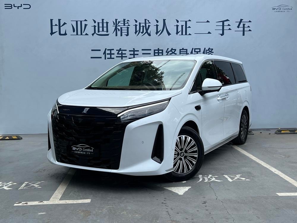 BYD Xia 2025 — фото автомобиля