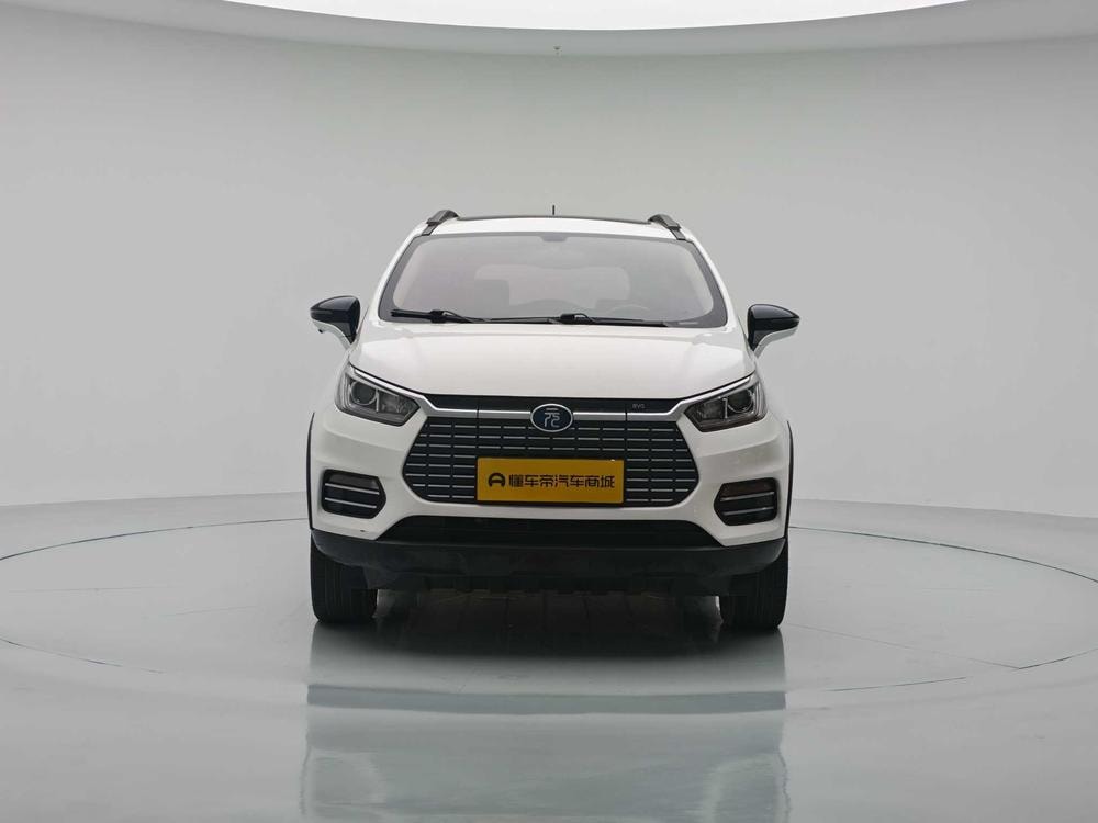 BYD Yuan EV 2019 — фото автомобиля 1