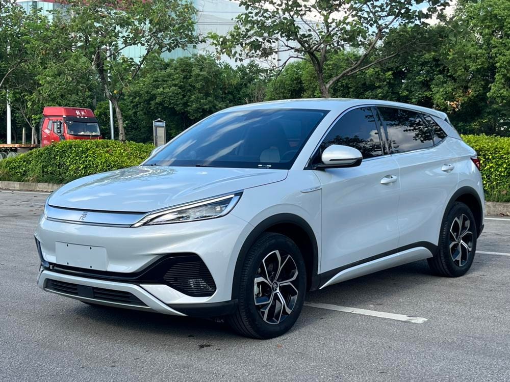 BYD Yuan PLUS 2023 — фото автомобиля