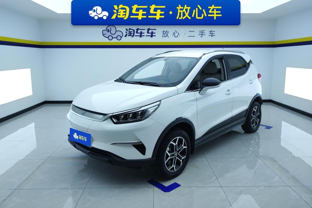 BYD Yuan Pro 2021 — фото автомобиля 1