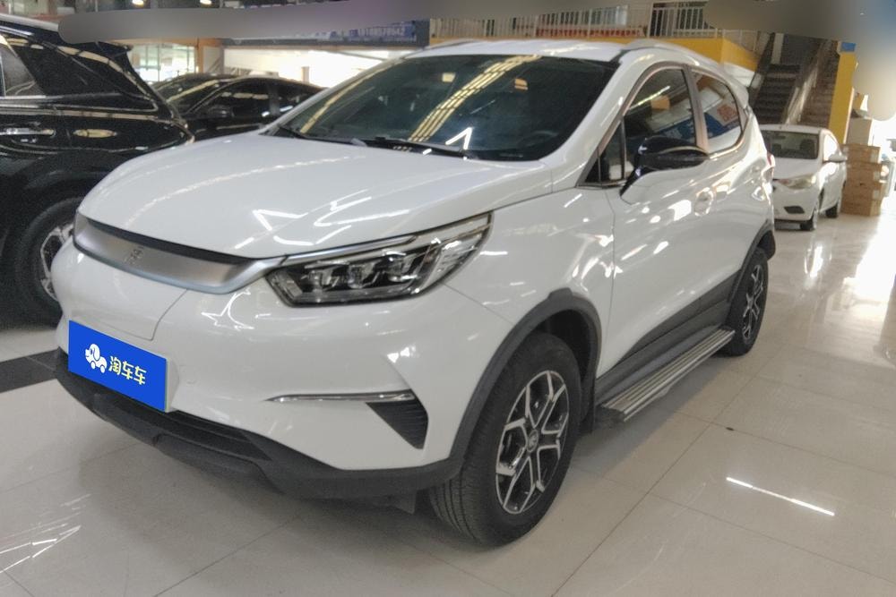 BYD Yuan Pro 2021 — фото автомобиля