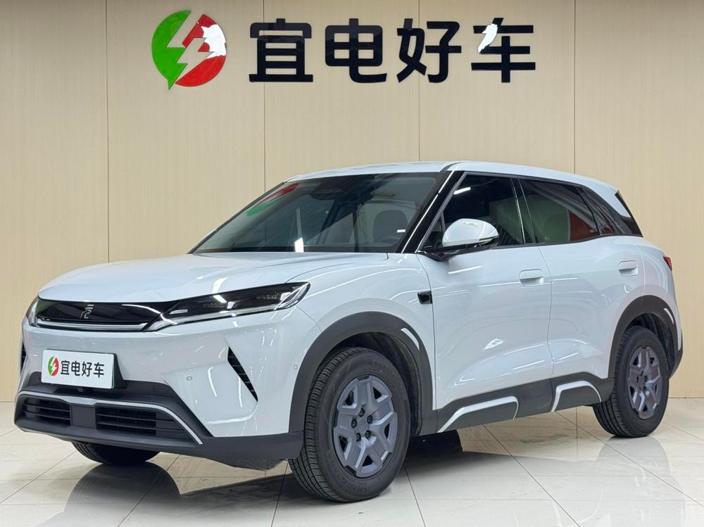 BYD Yuan UP 2025 — фото автомобиля 1