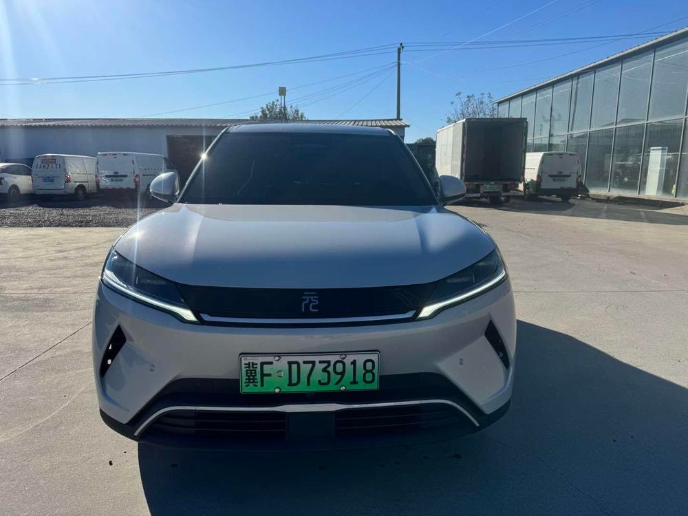 BYD Yuan UP 2025 — фото автомобиля 1