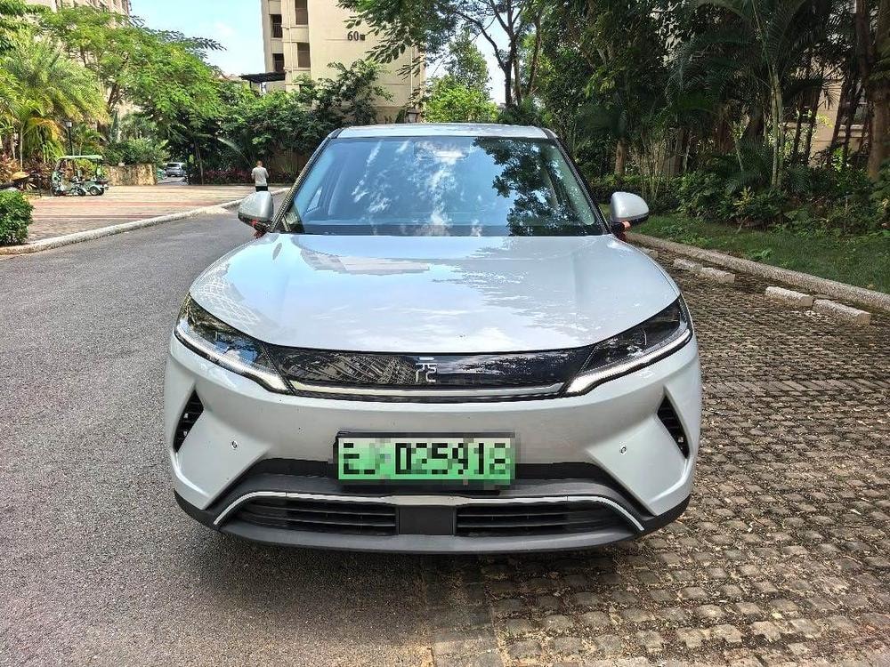 BYD Yuan UP 2025 — фото автомобиля 1