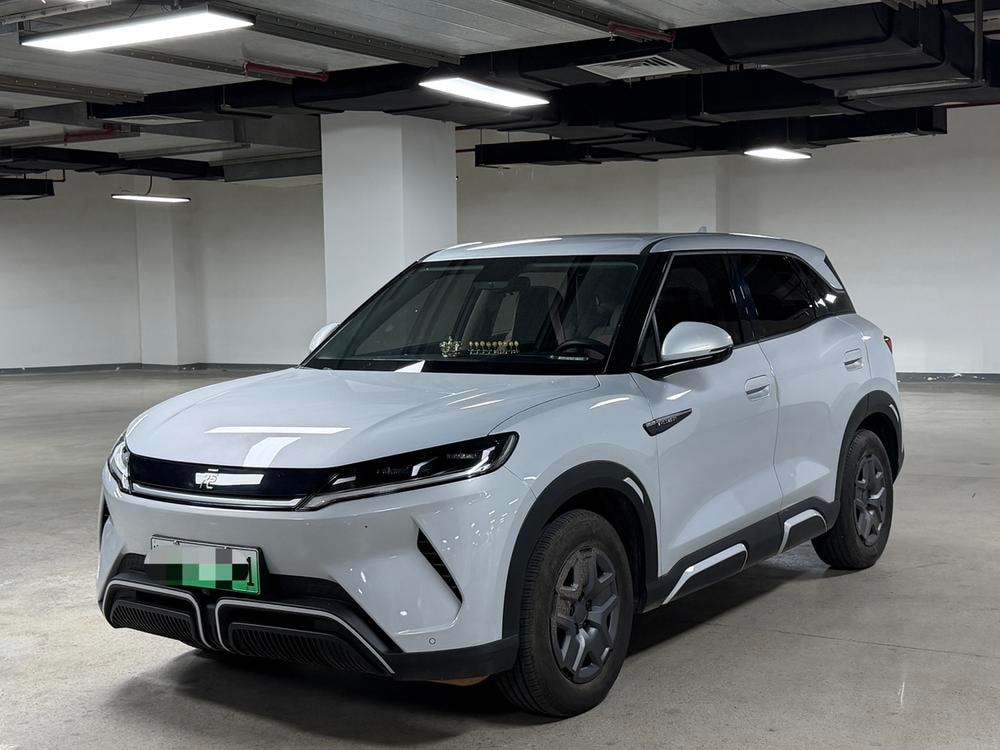 BYD Yuan UP 2024 — фото автомобиля 1