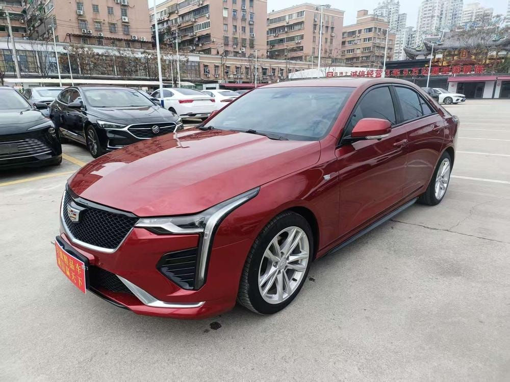 Cadillac CT4 2020 — фото автомобиля