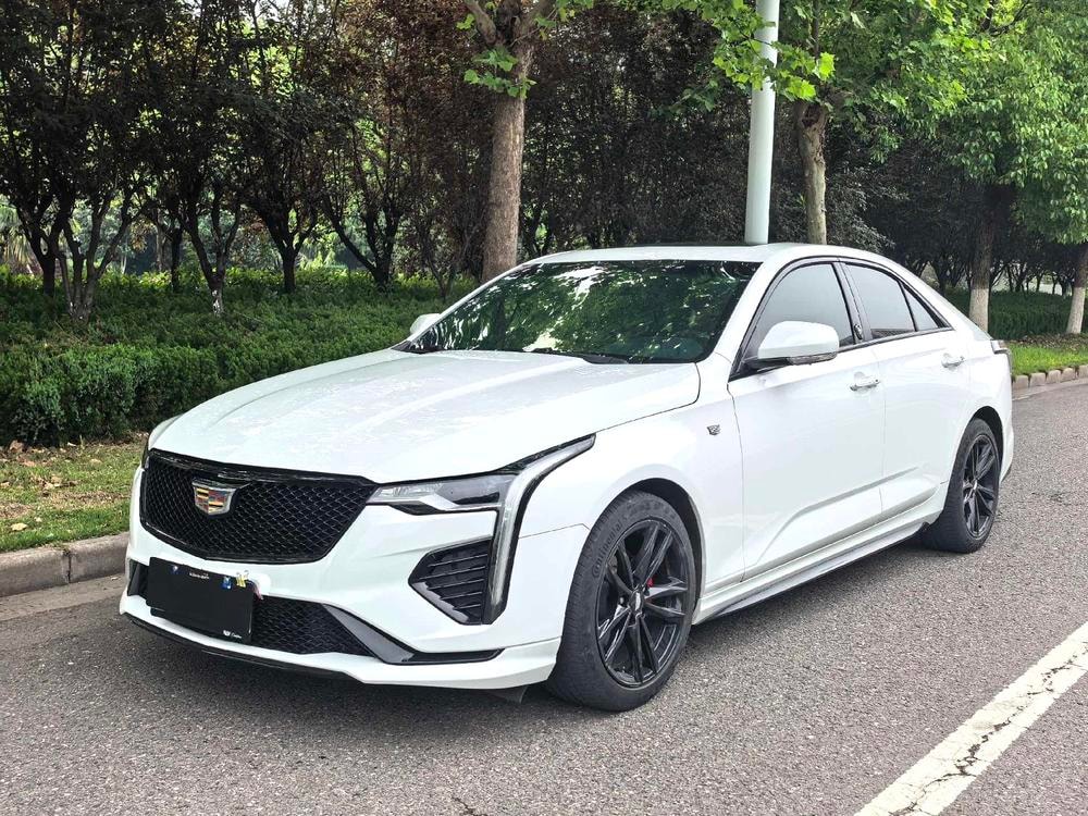 Cadillac CT4 2020 — фото автомобиля 1