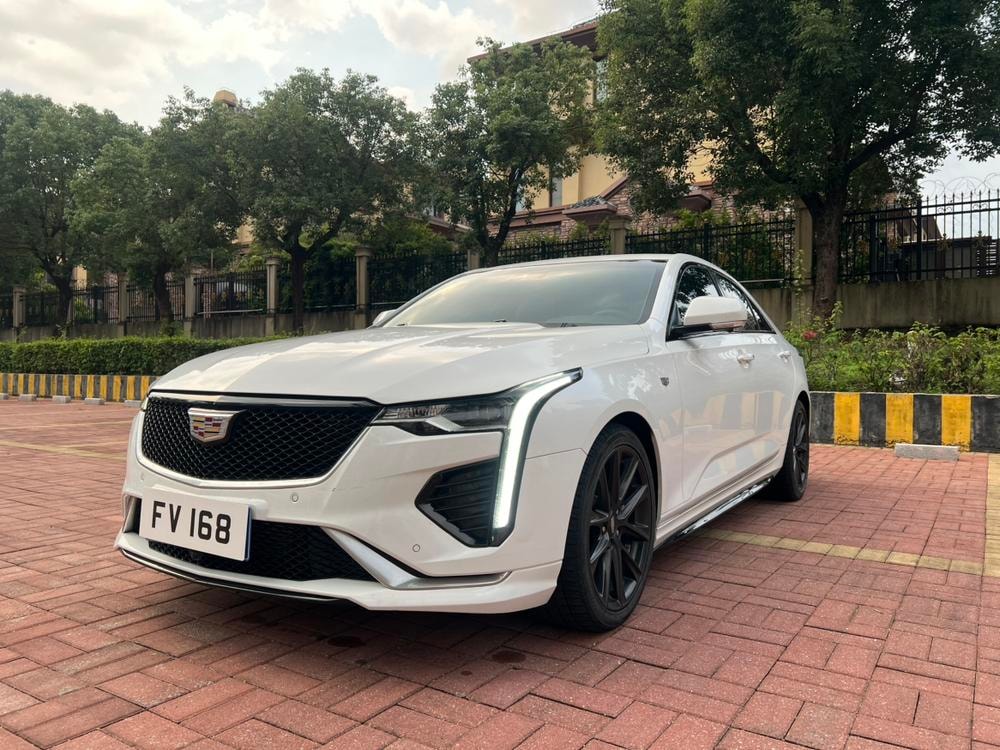 Cadillac CT4 2021 — фото автомобиля 1