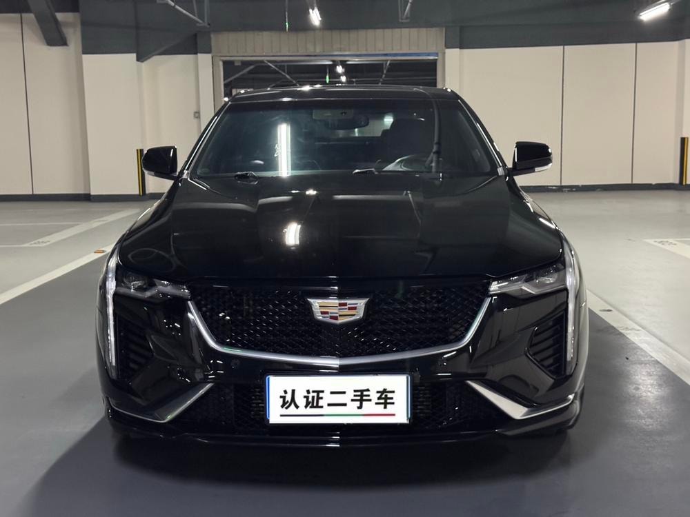 Cadillac CT4 2020 — фото автомобиля 1