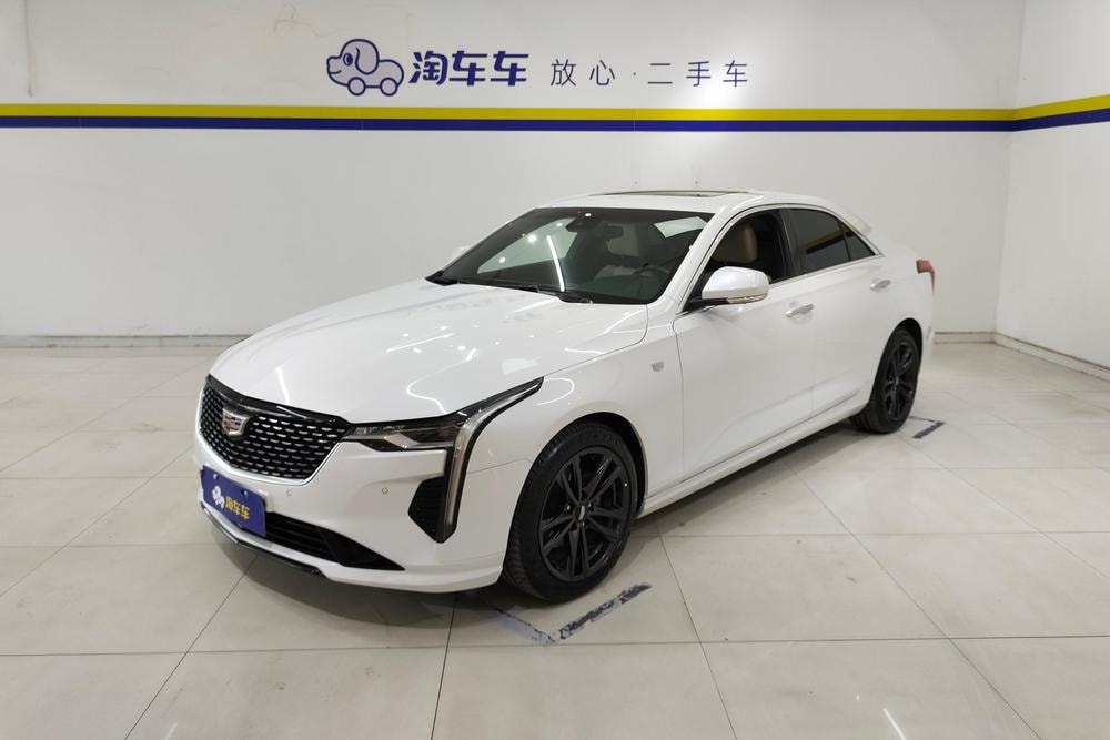 Cadillac CT4 2023 — фото автомобиля 1