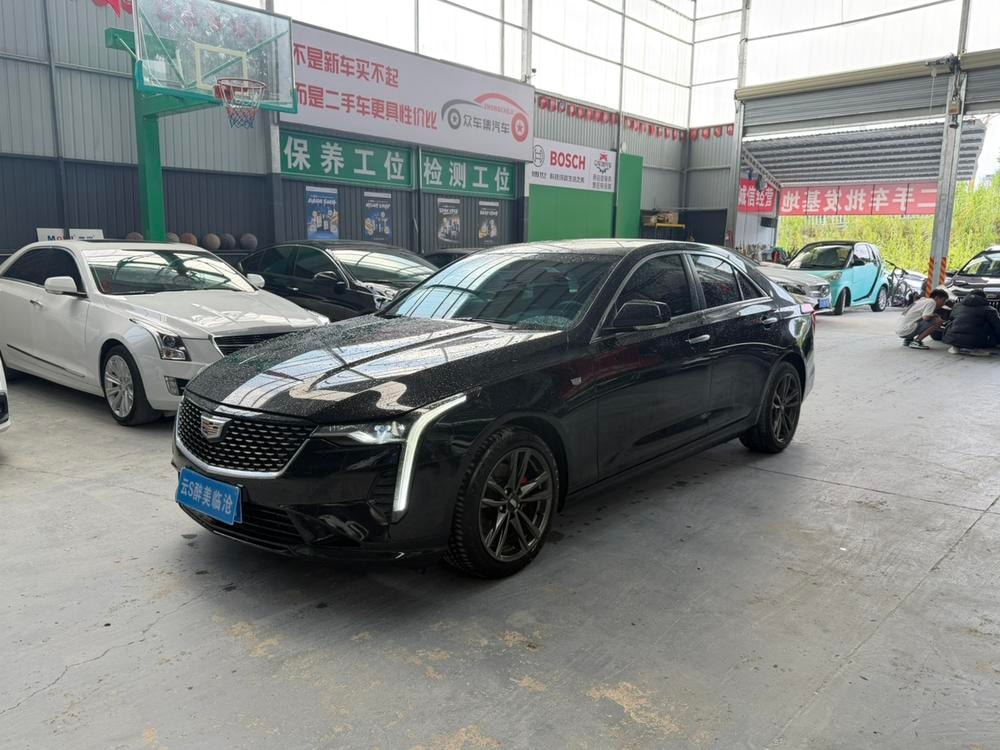 Cadillac CT4 2023 — фото автомобиля