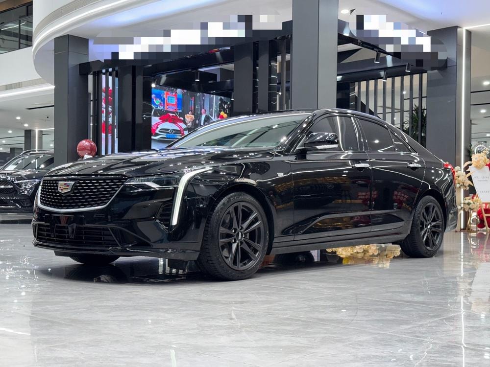 Cadillac CT4 2022 — фото автомобиля
