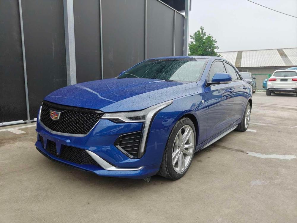 Cadillac CT4 2021 — фото автомобиля