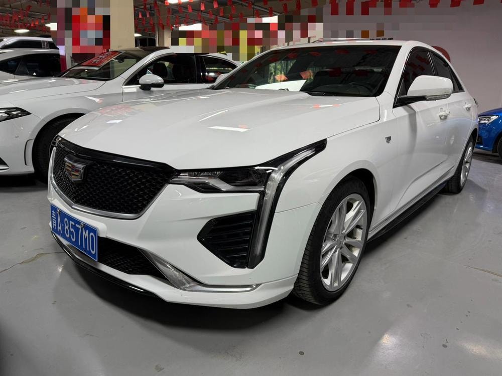 Cadillac CT4 2020 — фото автомобиля