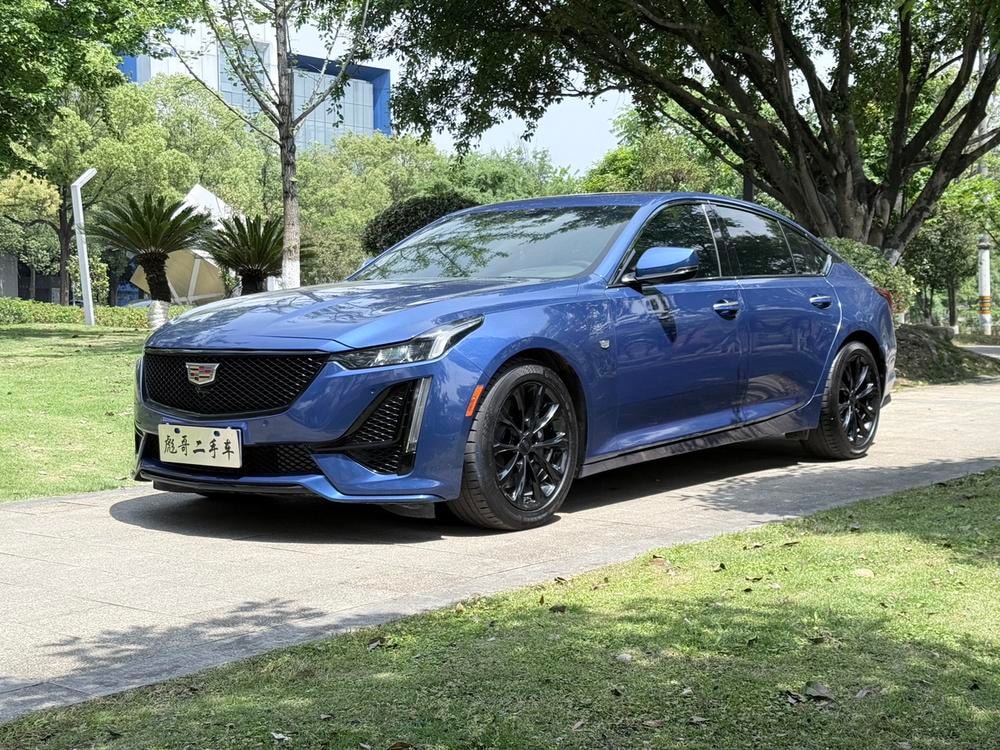 Cadillac CT5 2020 — фото автомобиля 1