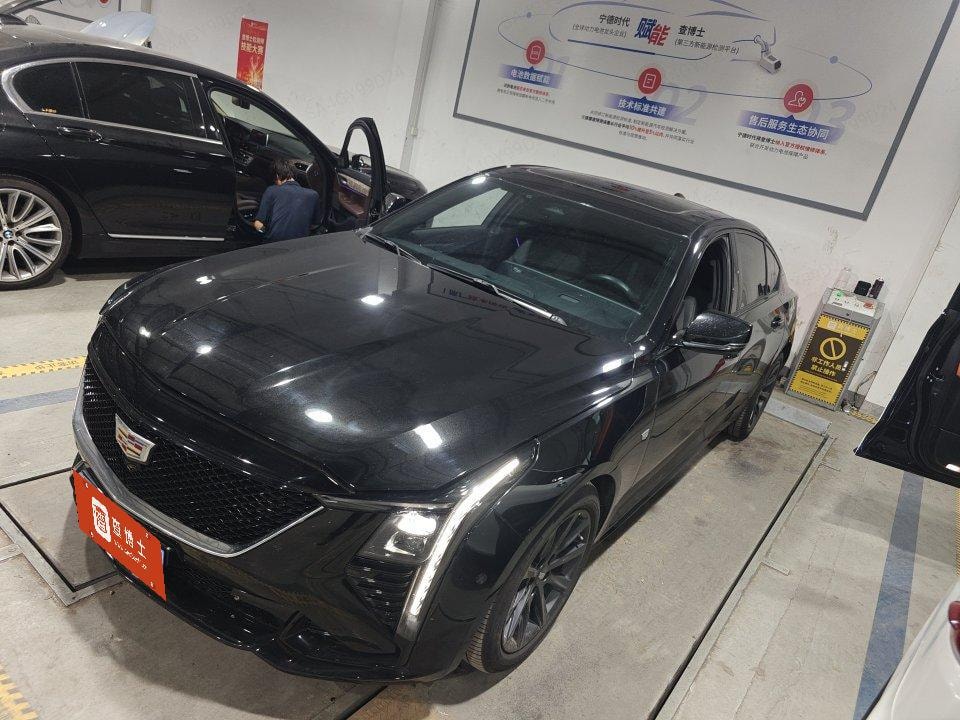 Cadillac CT5 2024 — фото автомобиля 1