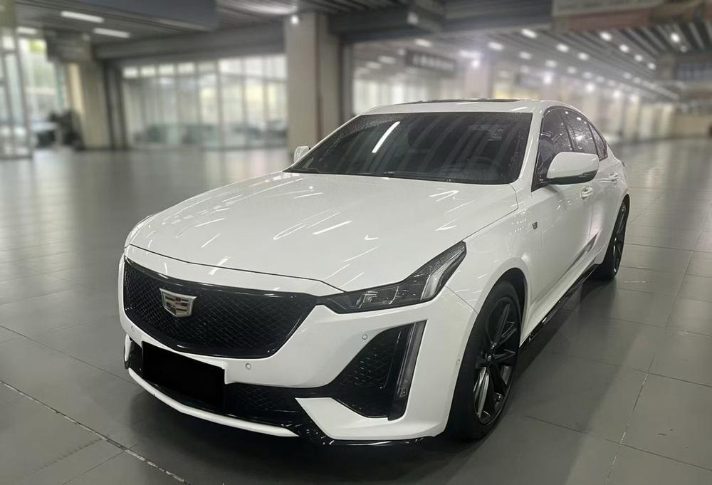 Cadillac CT5 2022 — фото автомобиля