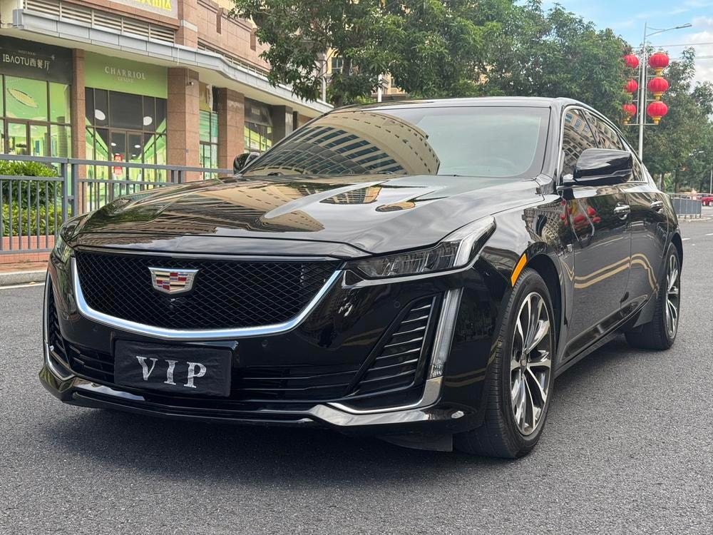 Cadillac CT5 2021 — фото автомобиля