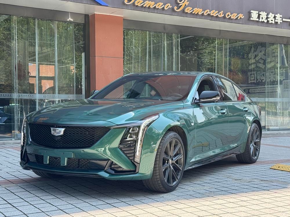 Cadillac CT5 2025 — фото автомобиля