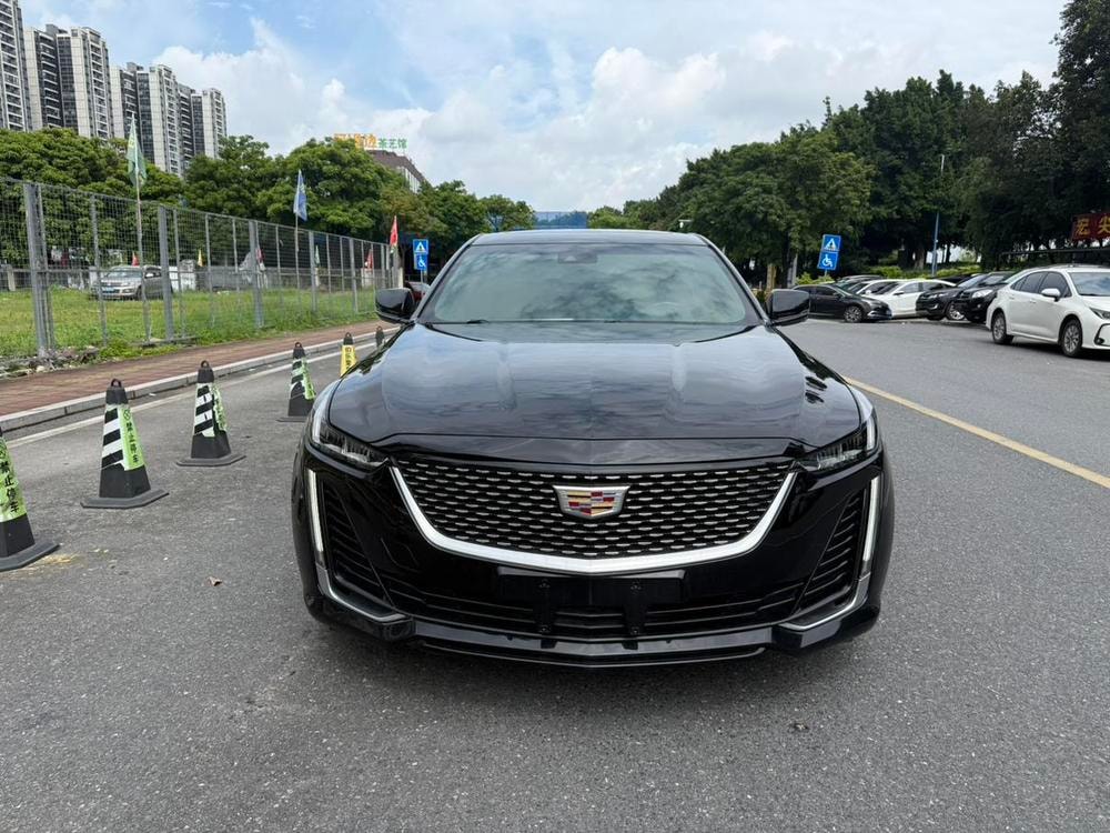 Cadillac CT5 2020 — фото автомобиля