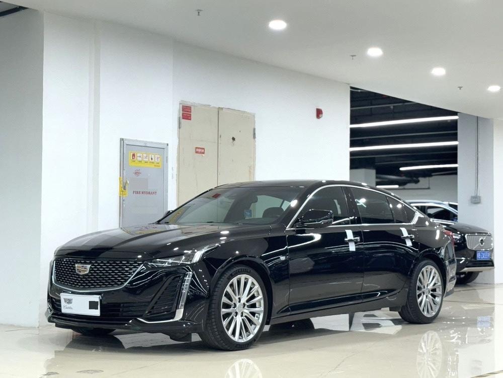 Cadillac CT5 2021 — фото автомобиля