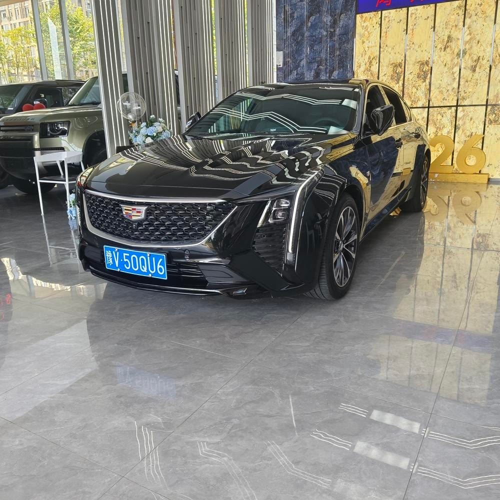 Cadillac CT5 2025 — фото автомобиля 1