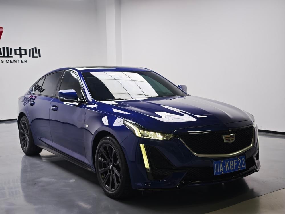 Cadillac CT5 2023 — фото автомобиля 1