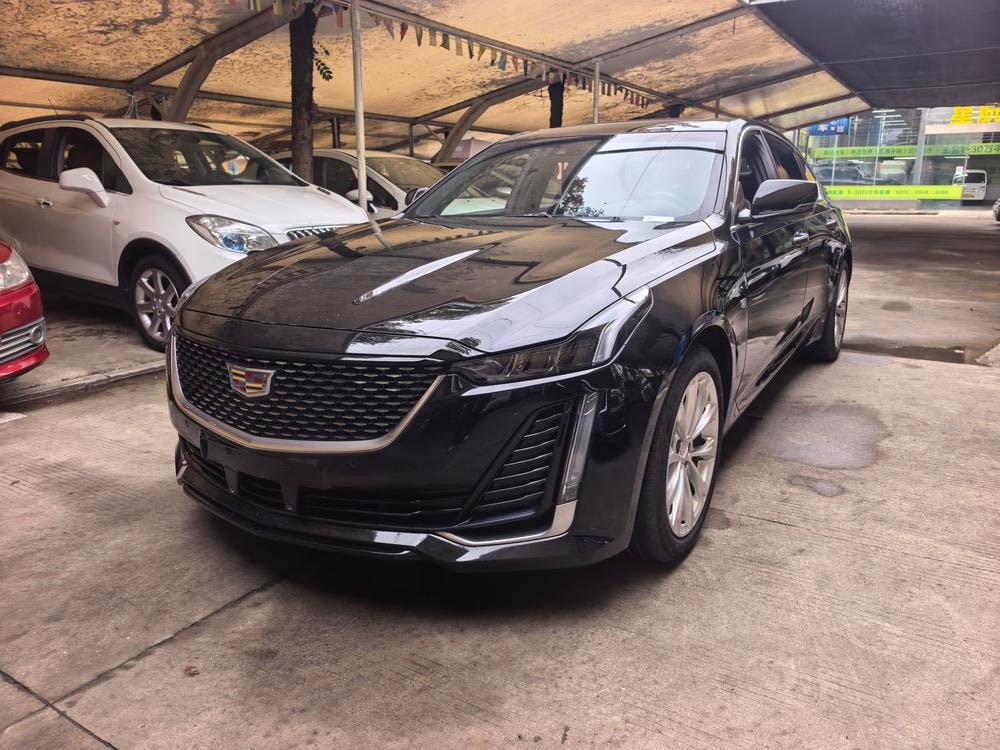 Cadillac CT5 2022 — фото автомобиля 1