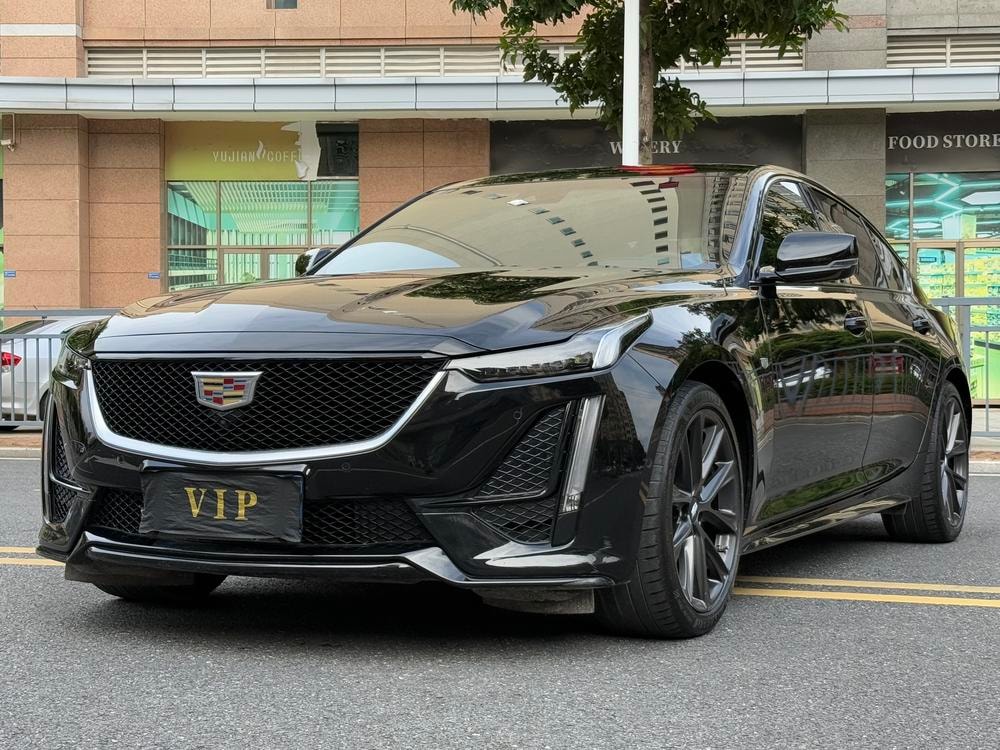 Cadillac CT5 2022 — фото автомобиля