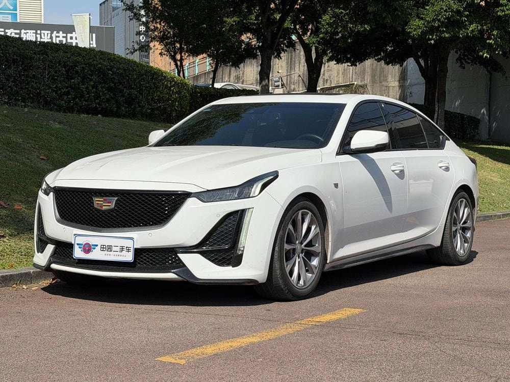 Cadillac CT5 2021 — фото автомобиля 1