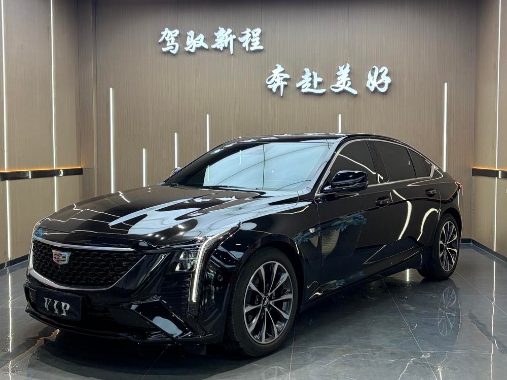 Cadillac CT5 2025 — фото автомобиля 1