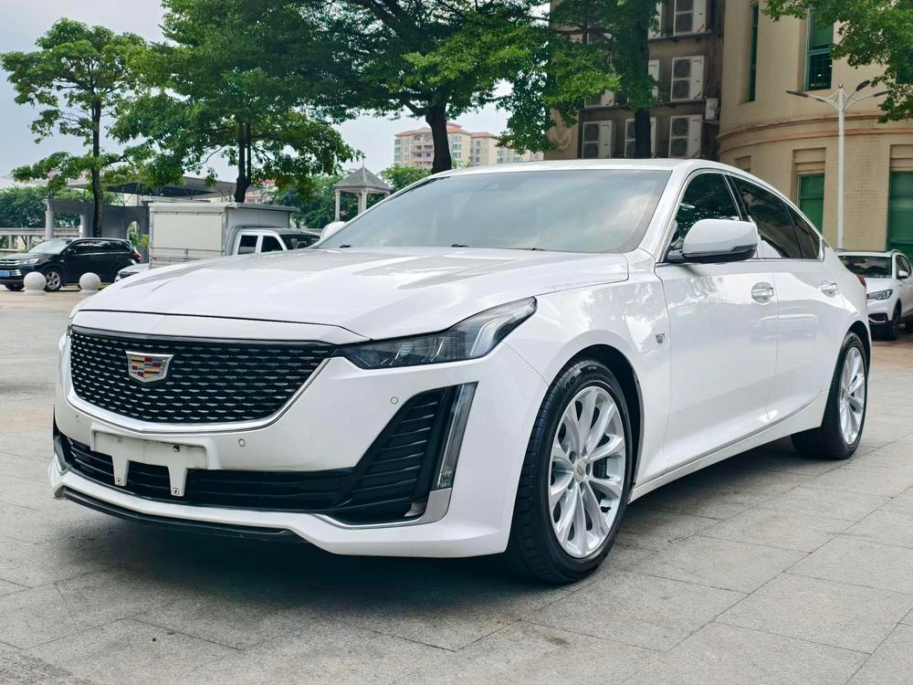 Cadillac CT5 2021 — фото автомобиля 1