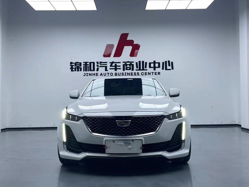Cadillac CT5 2021 — фото автомобиля 1