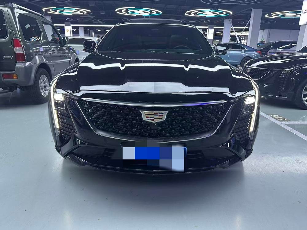 Cadillac CT5 2024 — фото автомобиля 1