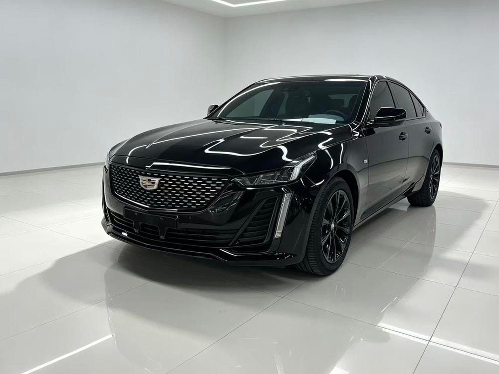 Cadillac CT5 2023 — фото автомобиля 1