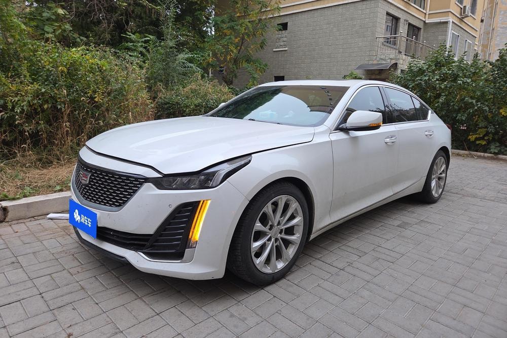 Cadillac CT5 2021 — фото автомобиля 1