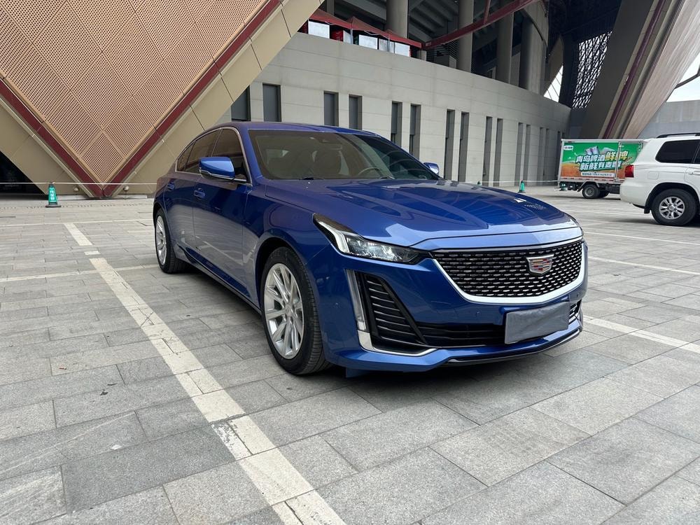 Cadillac CT5 2020 — фото автомобиля