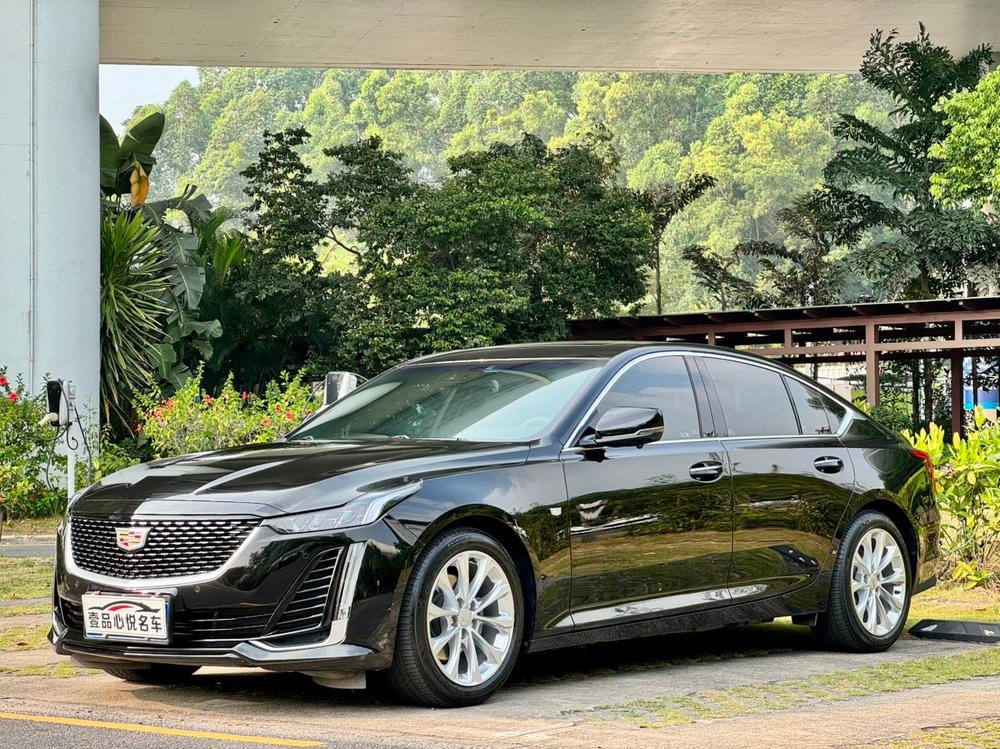 Cadillac CT5 2022 — фото автомобиля